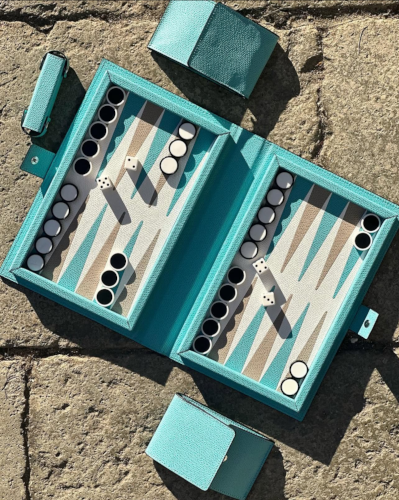 Photo of the backgammon game with leather finishing, made by Giobagnara Venezia