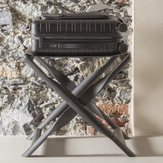 Bestseller product secondary image : Folding stool in oak and leather - Elica | GioBagnara Venezia