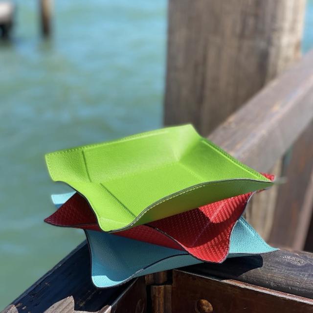 Bestseller product primary image : Square valet tray metal covered in leather - Jack | GioBagnara Ve
